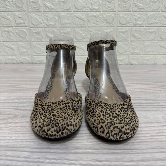 Kenneth Cole Reaction Sandals Womens US 7 Brown Black Leopard Print Ankle Strap - Picture 3 of 7